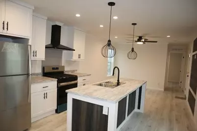 1346 Newport Avenue, Attleboro, MA 02703 - Photo 6