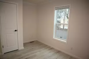 1346 Newport Ave, Attleboro, MA 02703 - Photo 12