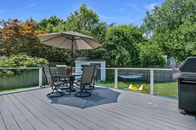 19 Sherwood Road, Middletown, RI 02842 - Photo 28