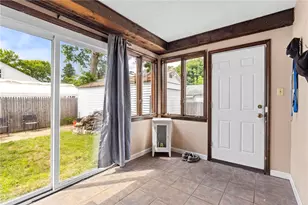 734 River Ave, Providence, RI 02908 - Photo 16