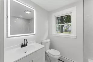 28 Plain St, East Providence, RI 02916 - Photo 18
