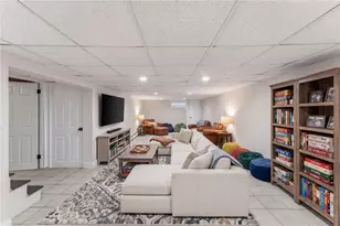 28 Plain St, East Providence, RI 02916 - Photo 26