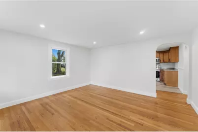 28 Plain Street, East Providence, RI 02916 - Photo 16