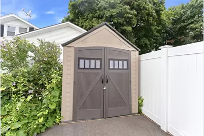 57 Everett Street, Pawtucket, RI 02861 - Photo 32