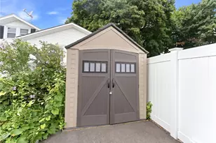 57 Everett St, Pawtucket, RI 02861 - Photo 30