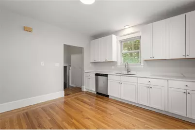 725 River Avenue, Providence, RI 02908 - Photo 8