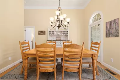 2393 Scituate Avenue, Cranston, RI 02831 - Photo 8