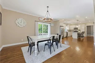 19 Plantation Dr, Tiverton, RI 02878 - Photo 10