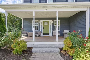 19 Plantation Dr, Tiverton, RI 02878 - Photo 4