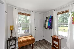 18 Helen Dr, Coventry, RI 02816 - Photo 6