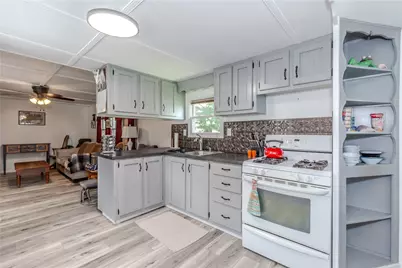 18 Helen Drive, Coventry, RI 02816 - Photo 12