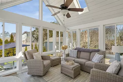 94 Ruggles Avenue, Newport, RI 02840 - Photo 8