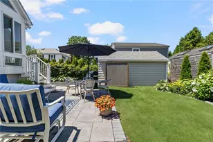 94 Ruggles Ave, Newport, RI 02840 - Photo 22
