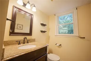 20 Watercress Ct, Coventry, RI 02816 - Photo 8