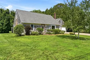 6 Lakewood Dr, Narragansett, RI 02882 - Photo 1