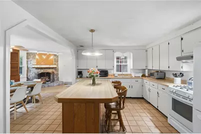 6 Lakewood Drive, Narragansett, RI 02882 - Photo 4
