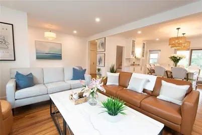 29 Fenner Avenue, Newport, RI 02840 - Photo 4