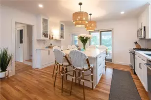 29 Fenner Ave, Newport, RI 02840 - Photo 8