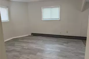 159 Elm St, Woonsocket, RI 02895 - Photo 4