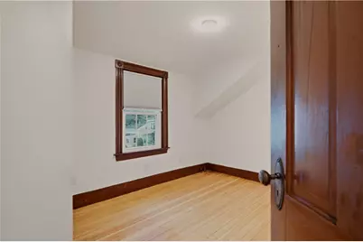 82 Van Zandt Avenue, Newport, RI 02840 - Photo 26