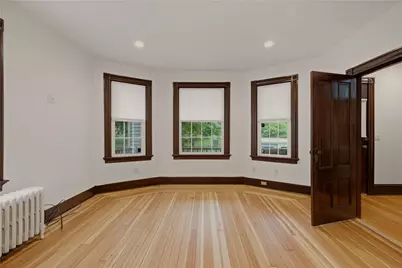 82 Van Zandt Avenue, Newport, RI 02840 - Photo 4