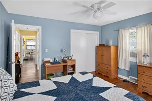 130 Thurston St, East Providence, RI 02915 - Photo 24