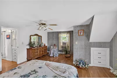130 Thurston Street, East Providence, RI 02915 - Photo 32