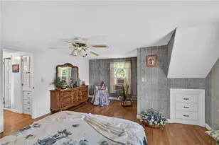 130 Thurston St, East Providence, RI 02915 - Photo 32