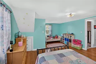 130 Thurston St, East Providence, RI 02915 - Photo 36