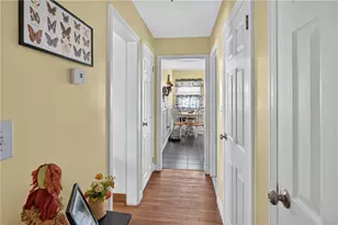 130 Thurston St, East Providence, RI 02915 - Photo 10