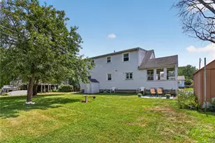 130 Thurston St, East Providence, RI 02915 - Photo 48