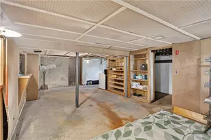 130 Thurston St, East Providence, RI 02915 - Photo 40