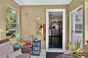 130 Thurston St, East Providence, RI 02915 - Photo 18