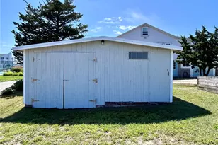 834 W Beach Rd, Charlestown, RI 02813 - Photo 12