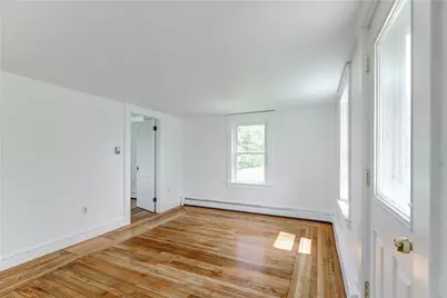 44 Paquins Lane, Portsmouth, RI 02871 - Photo 4