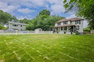 38 Padelford Ave, East Providence, RI 02915 - Photo 2