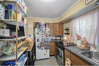 55 Pleasant Street, Westerly, RI 02891 - Photo 8