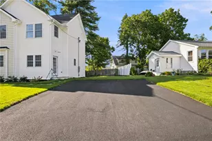 11 Juniper St, Barrington, RI 02806 - Photo 4