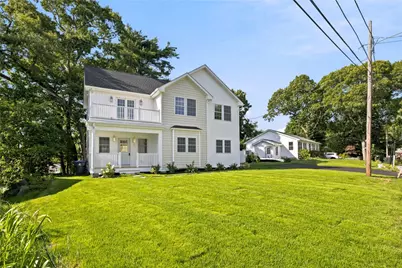 11 Juniper Street, Barrington, RI 02806 - Photo 2