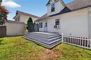 83 Myrtle Ave, Cranston, RI 02910 - Photo 48