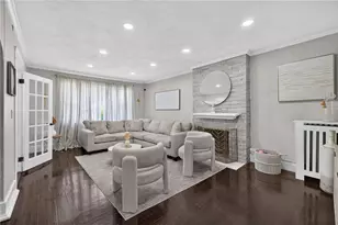 83 Myrtle Ave, Cranston, RI 02910 - Photo 8