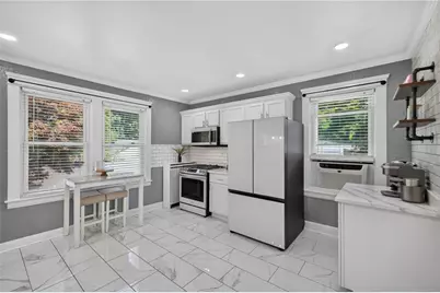83 Myrtle Avenue, Cranston, RI 02910 - Photo 10