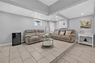 83 Myrtle Ave, Cranston, RI 02910 - Photo 28