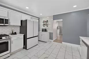 83 Myrtle Ave, Cranston, RI 02910 - Photo 12
