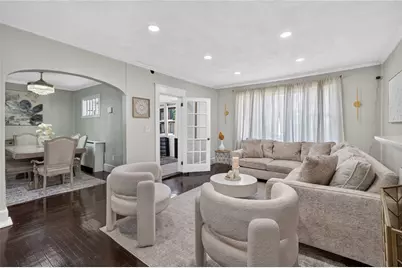 83 Myrtle Avenue, Cranston, RI 02910 - Photo 10