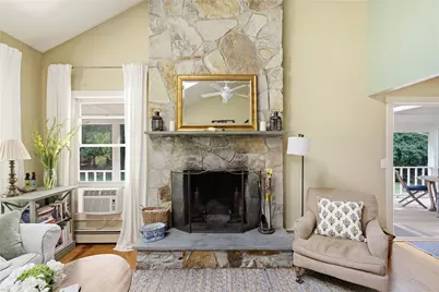 10 Boston Avenue, Jamestown, RI 02835 - Photo 18