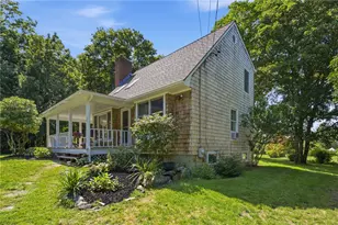 10 Boston Ave, Jamestown, RI 02835 - Photo 2