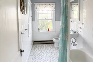 186 Warwick Ave, Cranston, RI 02905 - Photo 4