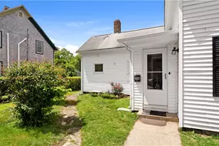 104 River St, South Kingstown, RI 02879 - Photo 2