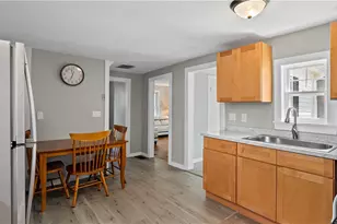 104 River St, South Kingstown, RI 02879 - Photo 6